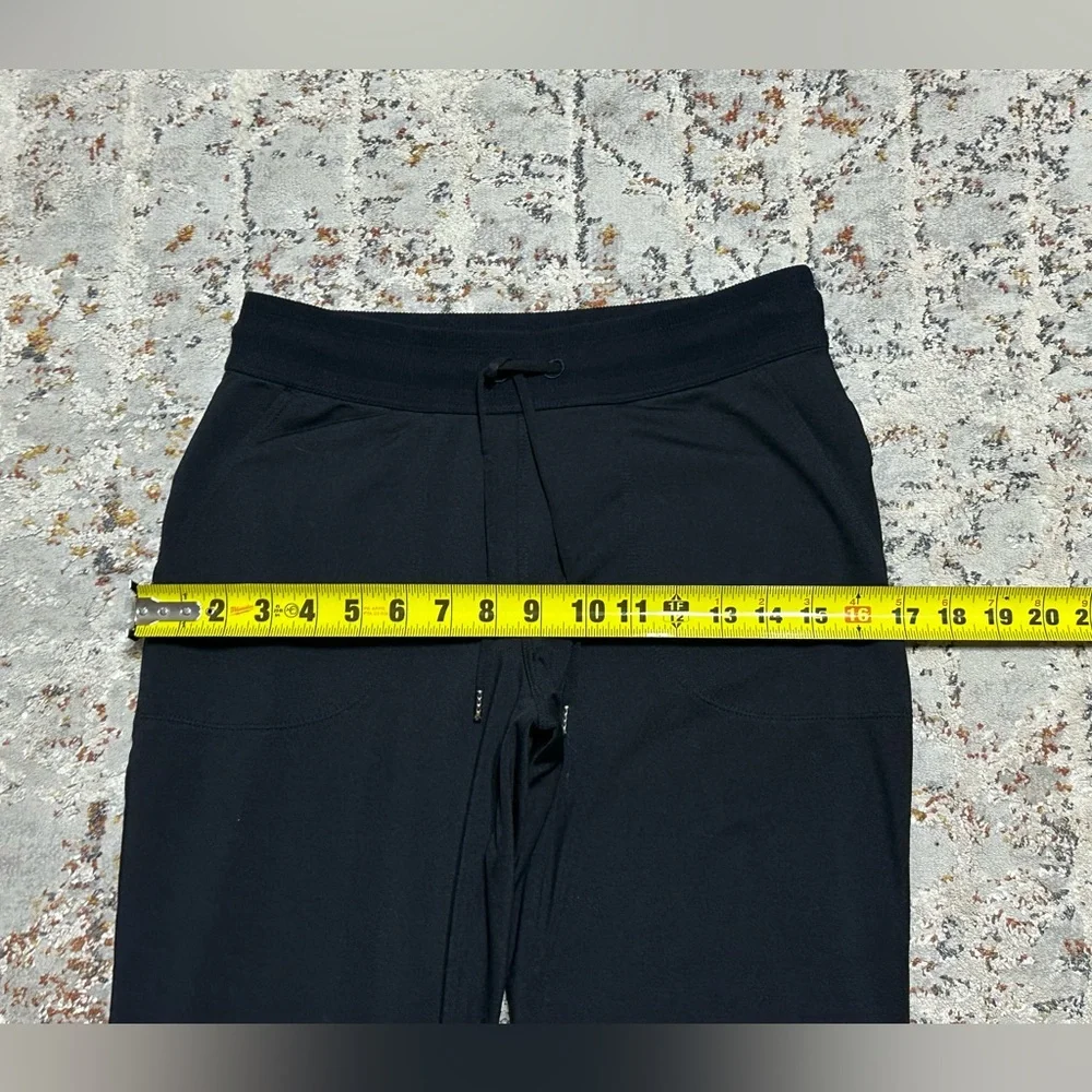 ATHLETA black Joggers size XS
